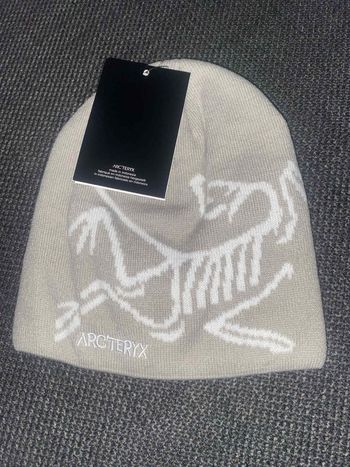Bonnet Arc’teryx