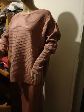 Ensemble en laine pull et jupe