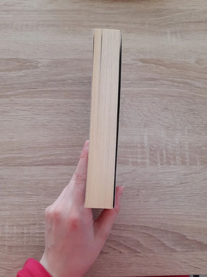 Livre de poche "Le frisson de la peur" de Lori Foster - photo numéro 4