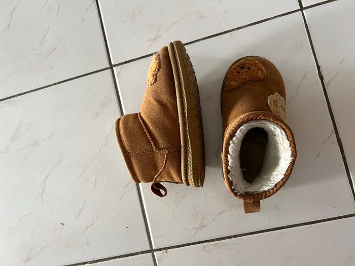 Boots fourrees taille 28 - photo numéro 10