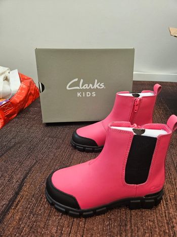 Boots Clarks
