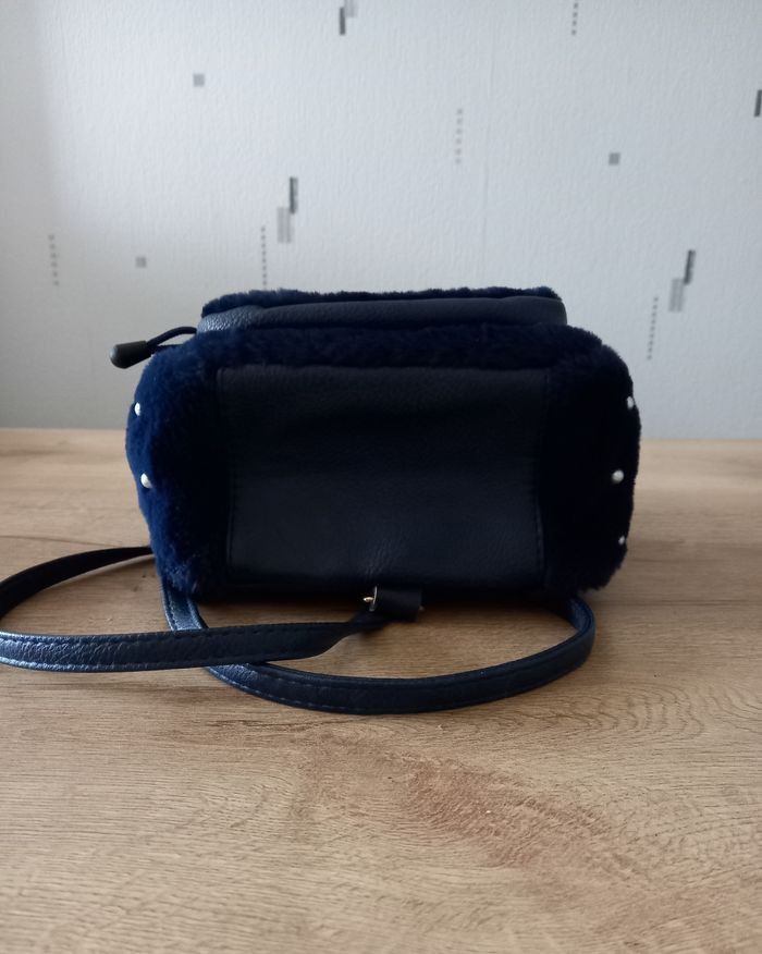 Sac à dos " matière peluche " - photo numéro 5