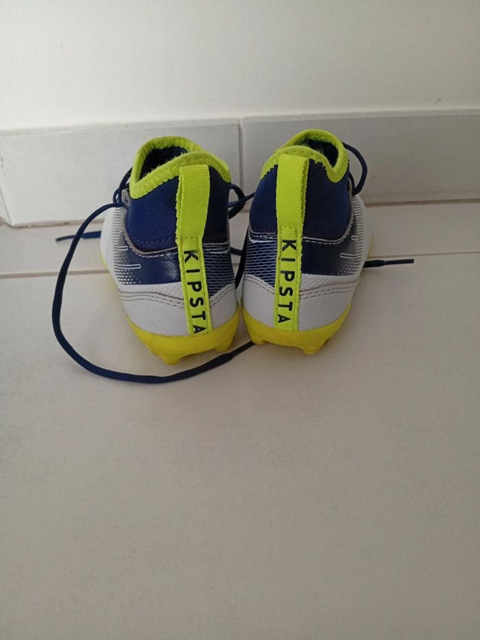 Chaussure de foot Kipsta taille 29 - photo numéro 2