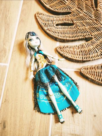 🦇 Poupée doll Monster High Frankie Stein mille et une nuit Mattel