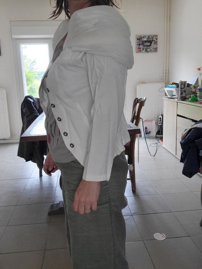 Haut femme - photo numéro 2