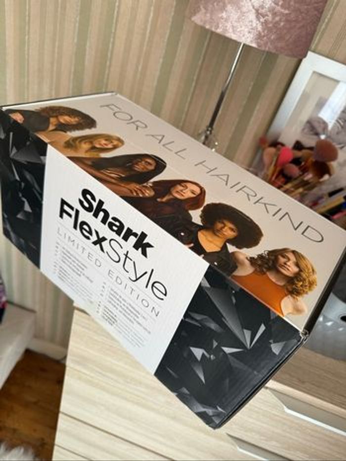 Shark flexstyle neuf - photo numéro 2