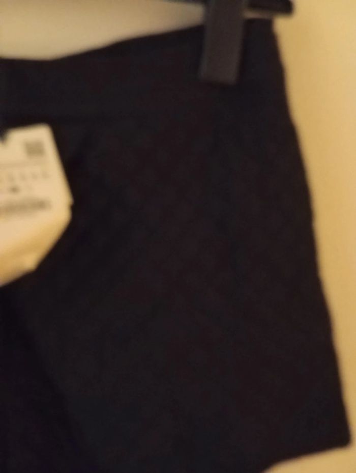Short neuf Zara taille M - photo numéro 2