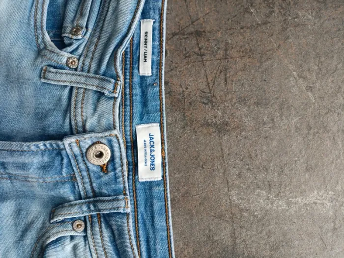 Jeans homme - photo numéro 3