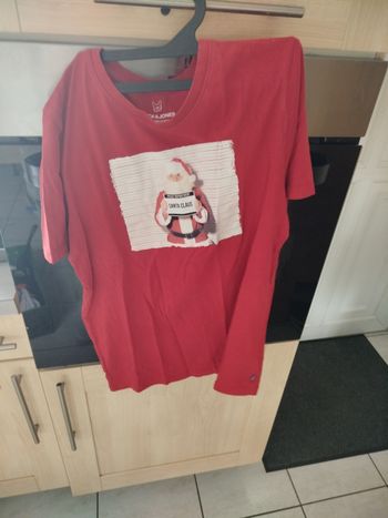 Tee shirt rouge