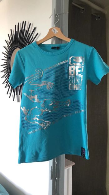 T-shirt garçon taille 14ans