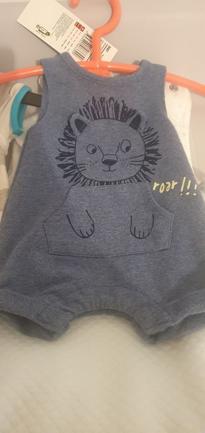 Body-short 1 mois - photo numéro 3