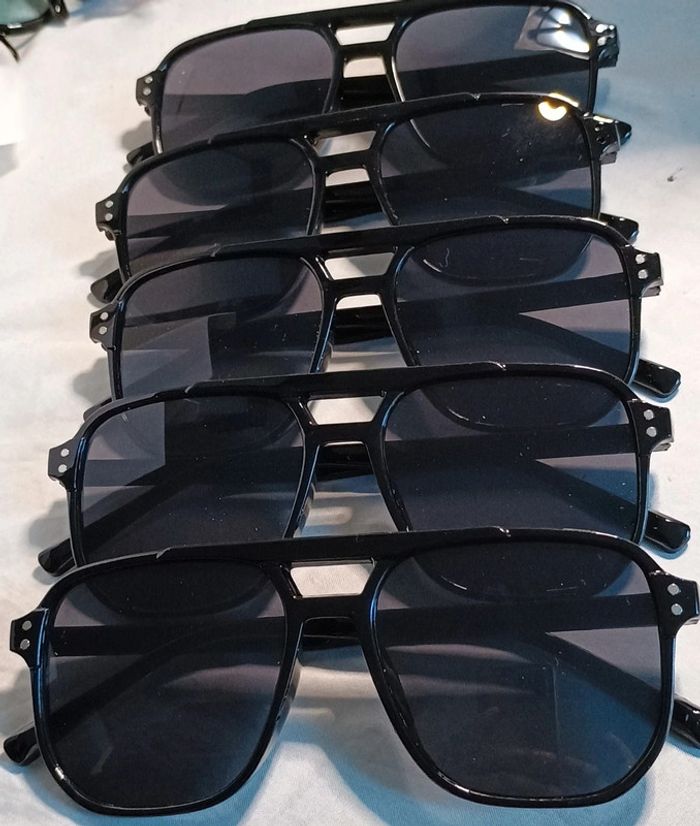 Lot de lunettes de soleil été familiale - photo numéro 7