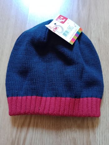 Bonnet 2/4  ans