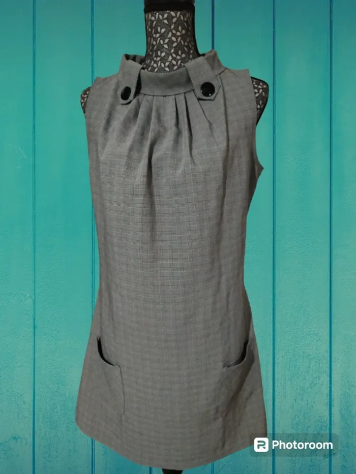 Robe sans manches