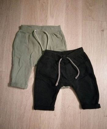 Lot de 2 pantalons tape à l'œil 6 mois