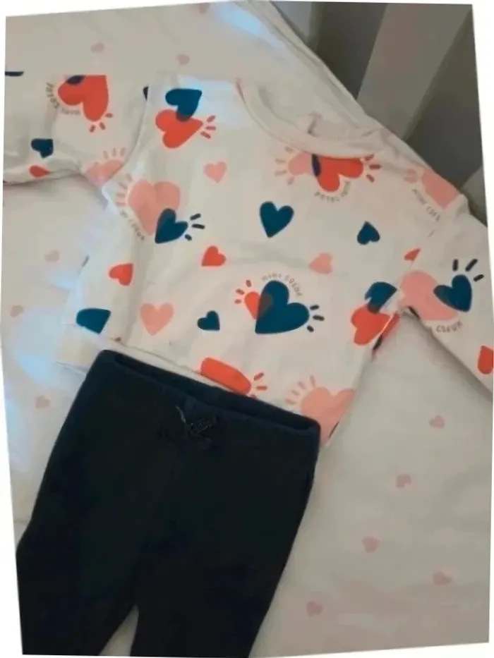 Ensemble pour bébé fille 6 mois pull et pantalon - photo numéro 3