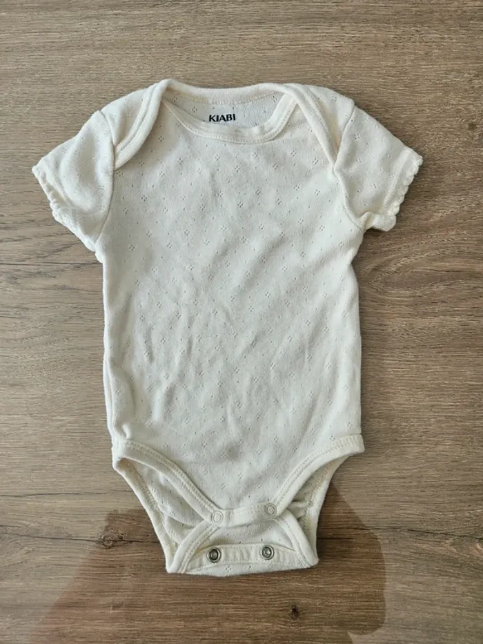 Body manches courtes