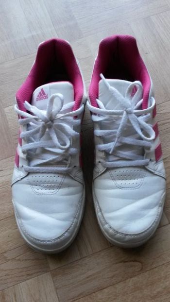 Baskets Adidas en 39 1/3