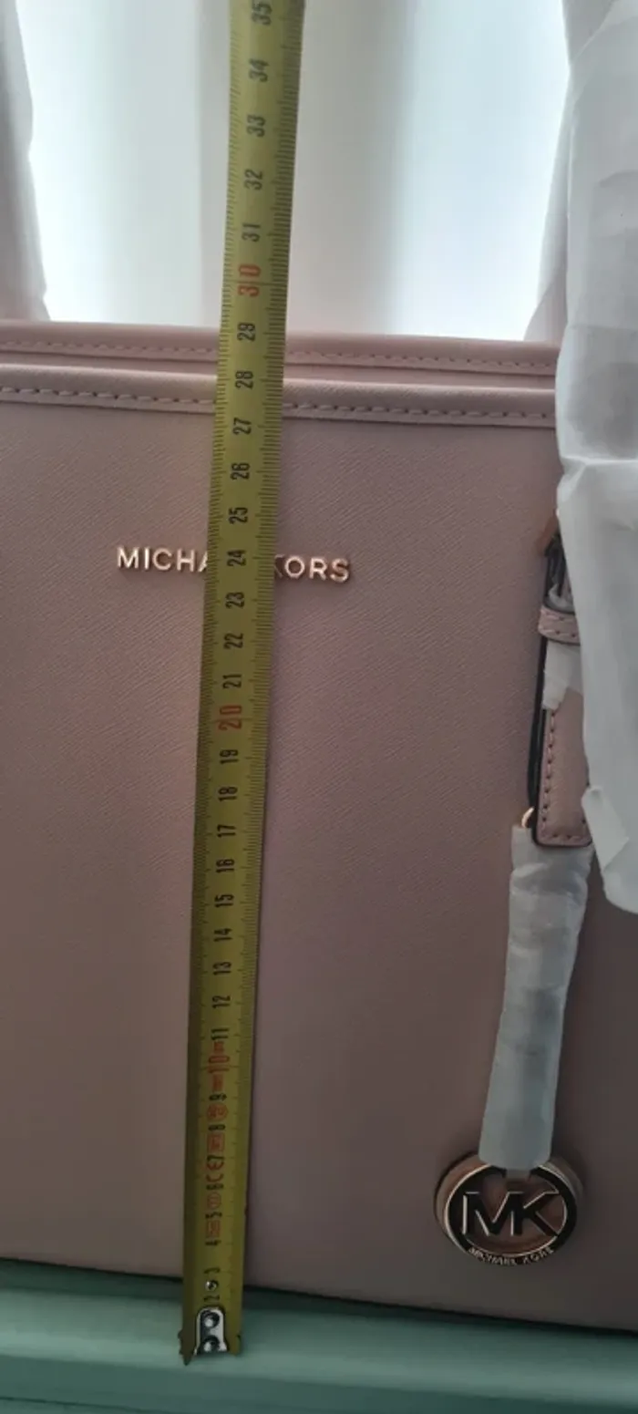 Très grand sac cabas Mickael Kors original neuf - photo numéro 17