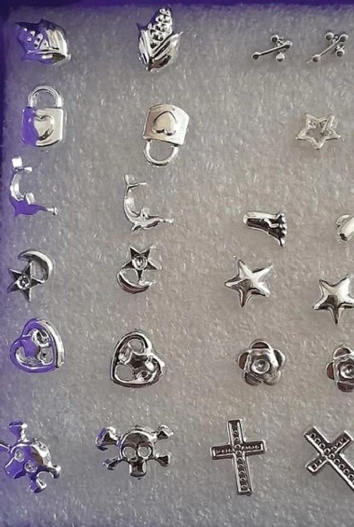 18 paires de Boucles d'oreilles enfant, argentées, plaquées argent - photo numéro 4