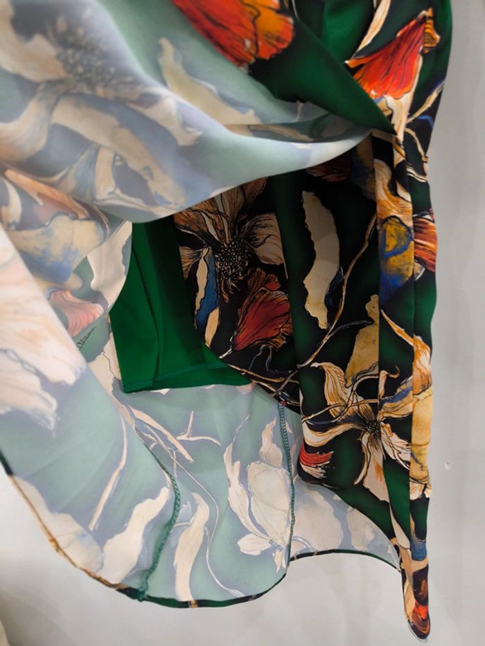 Robe florale Joymiss Taille 38 Neuve avec étiquette - photo numéro 2