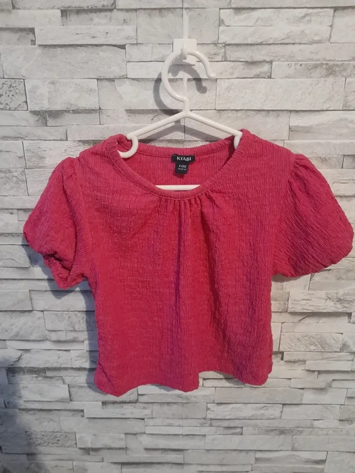 Top - T-shirt de couleur rose - Très bon état - Taille 4 ans - Kiabi