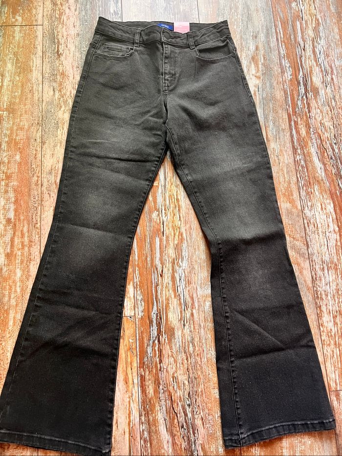 Taille 12 ans jean okaidi neuf avec étiquettes