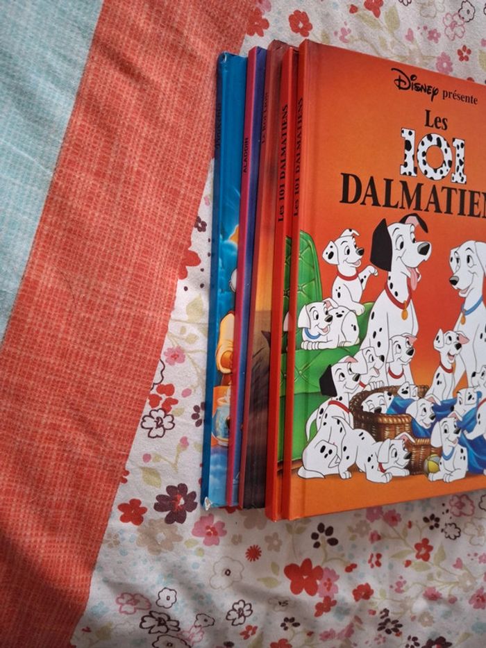 Lot de livres Disney club - photo numéro 8