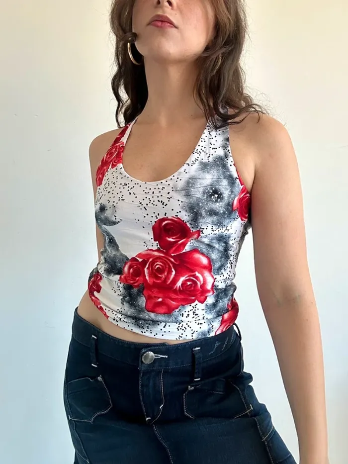 Haut y2k vintage années 2000 blanc à fleurs rouges taille XS/S - photo numéro 7