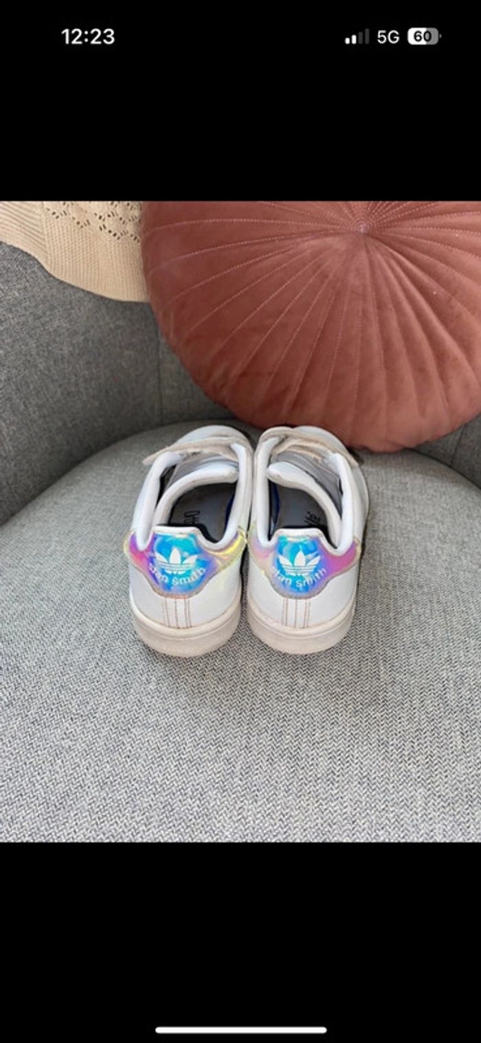Baskets Stan Smith taille 33 - photo numéro 2