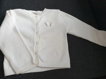 Gilet à boutons blanc fille 18 mois