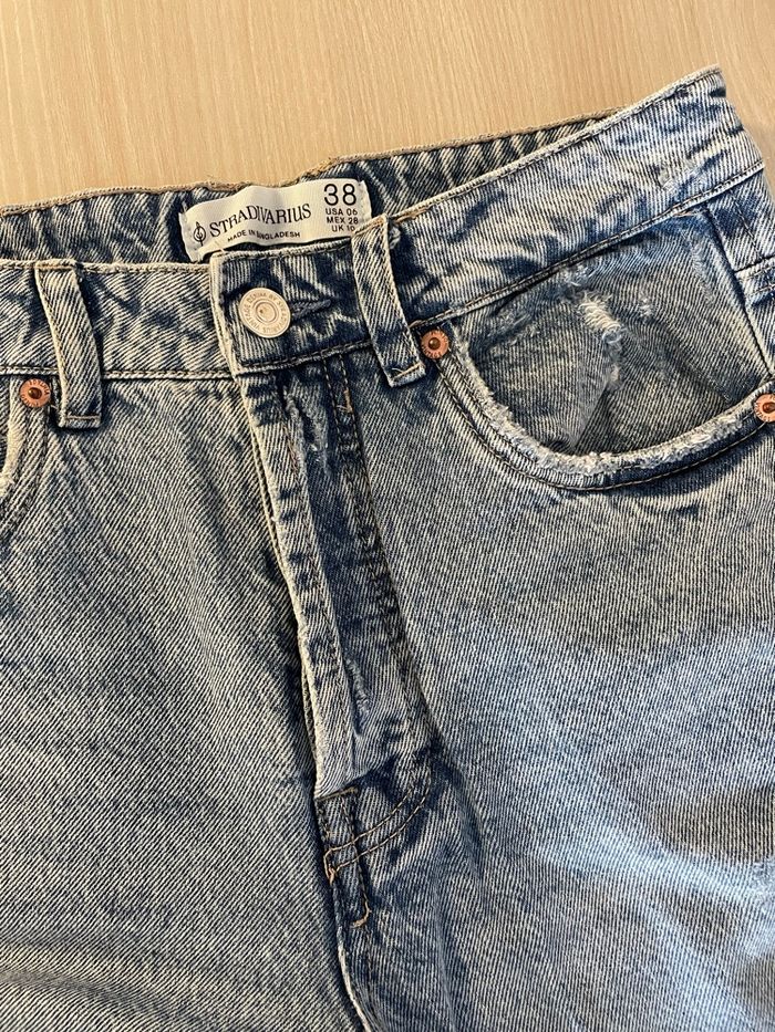 Jean mom stradivarius taille 38 - photo numéro 4