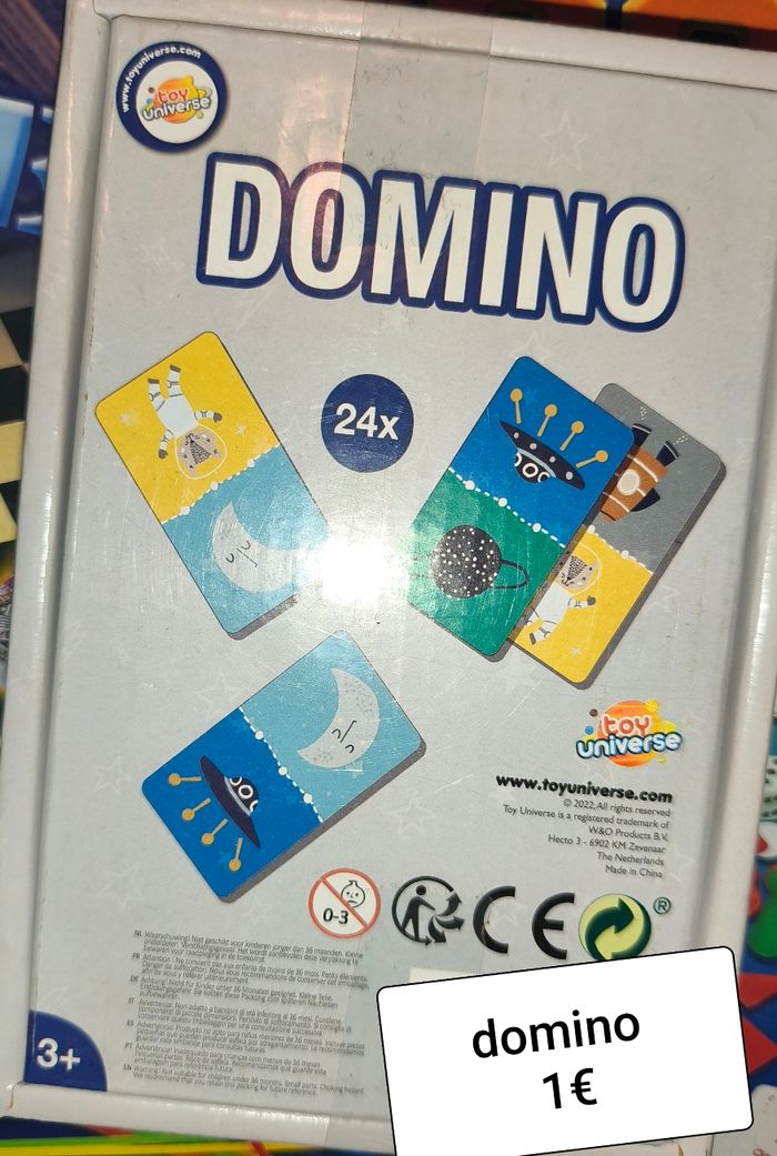 Dominos