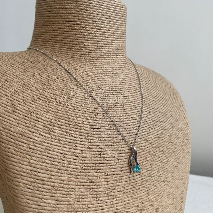 🚨 idée cadeau  🚨 parure de bijoux neuve avec écrin - photo numéro 4