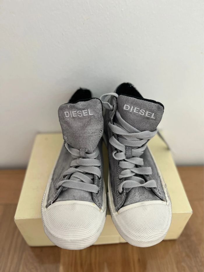 Baskets Diesel Neuves - photo numéro 3