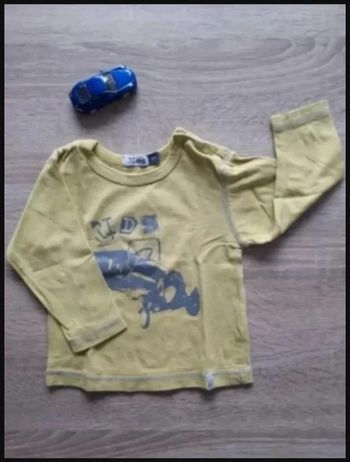 tee-shirt manches longues vert 3-6 mois / 62 cm Très bon état Kids