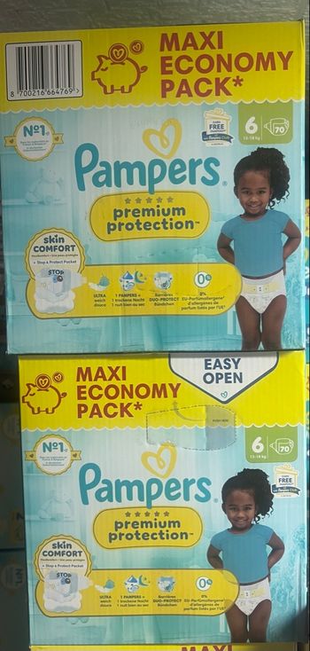 140 couches Pampers taille 6 premium protection 