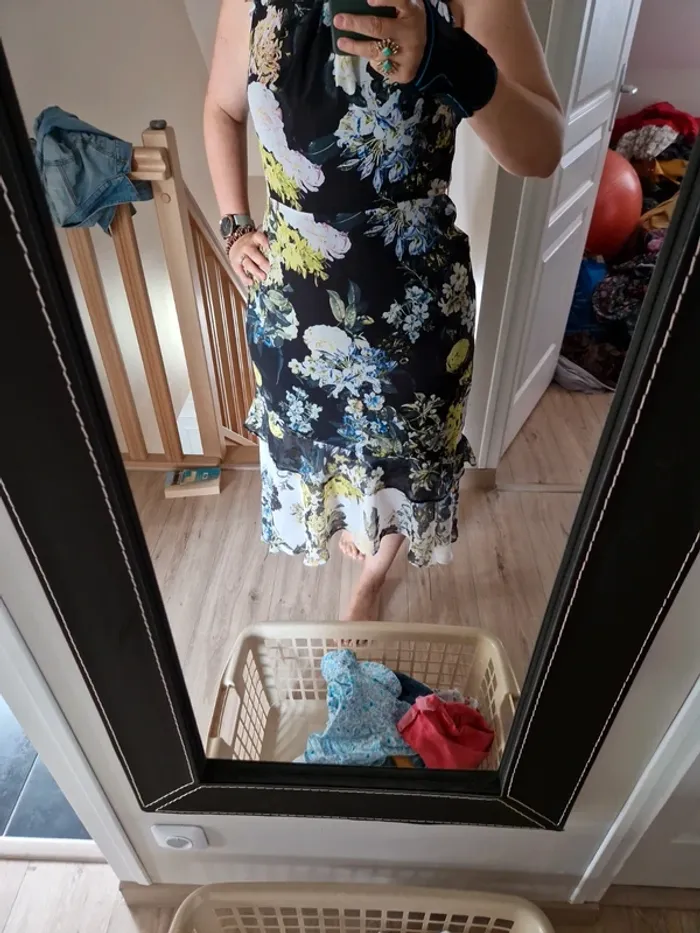 Superbe robe travaillée dorothy perkins taille 42 - photo numéro 4