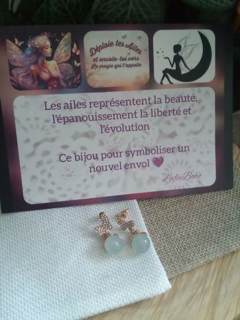 Boucles d'oreilles papillon et pierres naturelles + carte