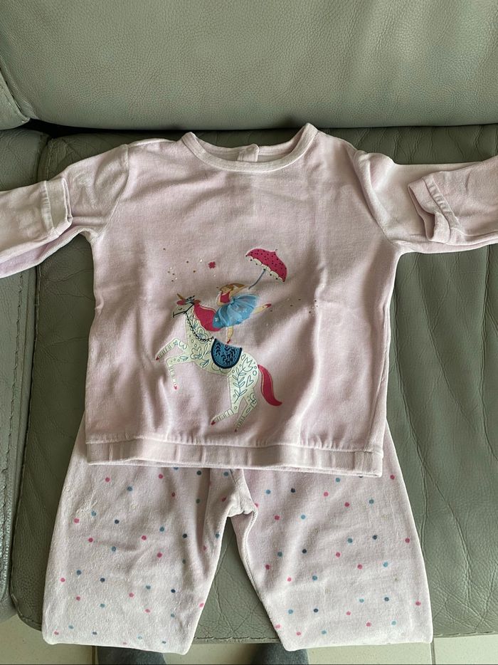 Pyjama  très chaud. Sergent Major 5 ans