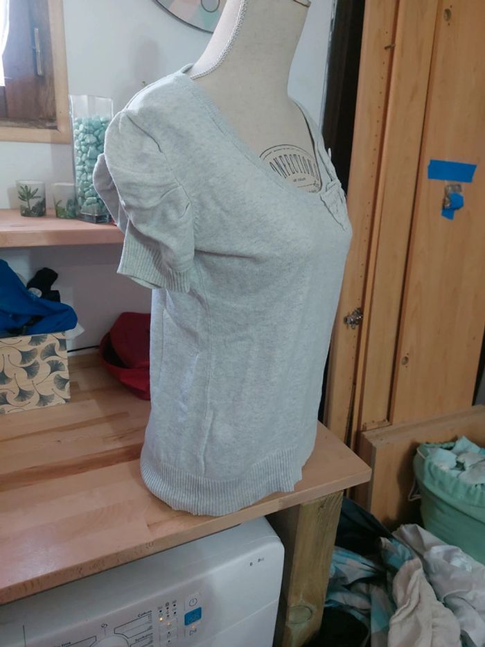 T shirt gris - photo numéro 3