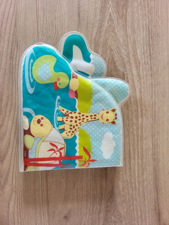 Livre bain Sophie la girafe - photo numéro 2