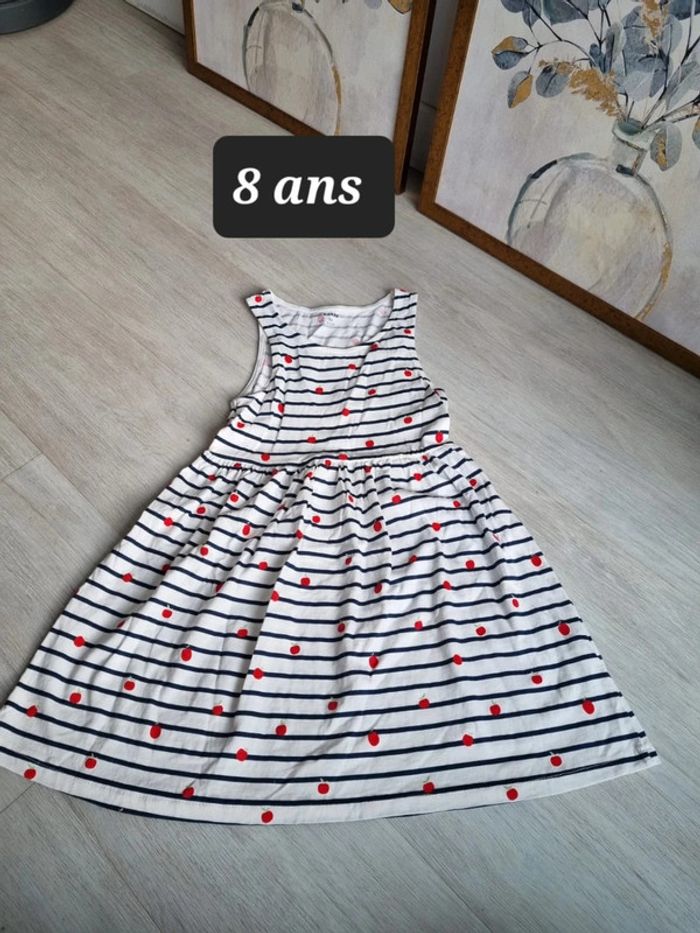 Robe 8 ans