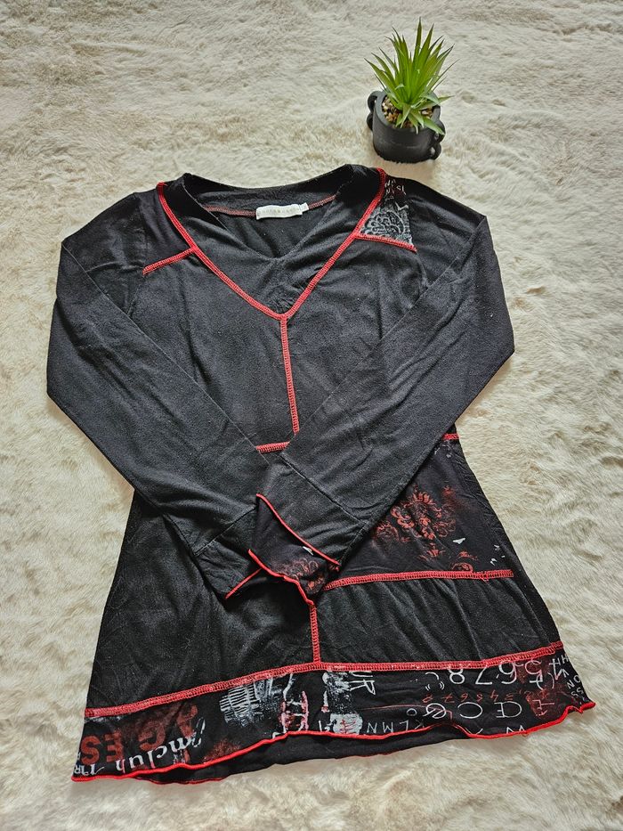 Top Noir Cache Cache - 38/M - photo numéro 3