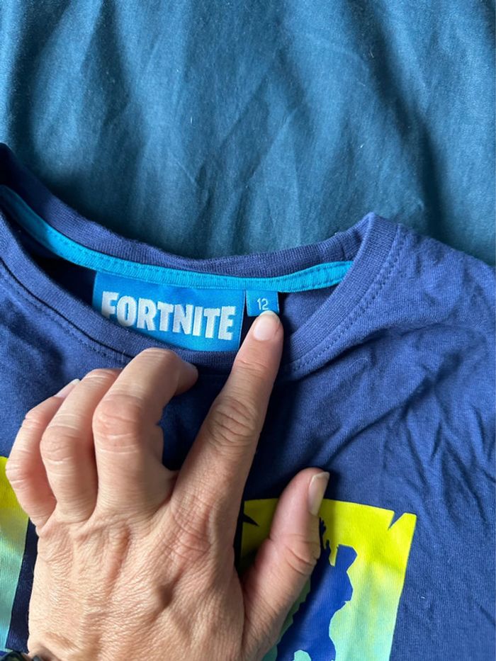 T-shirt fornite - photo numéro 2