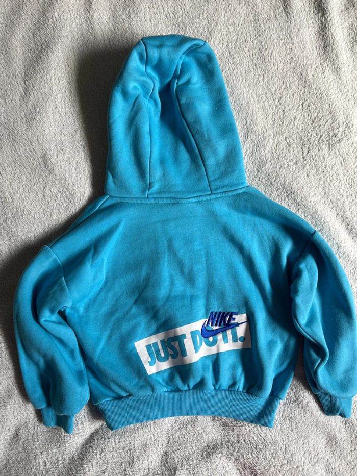 Pull Nike - photo numéro 9