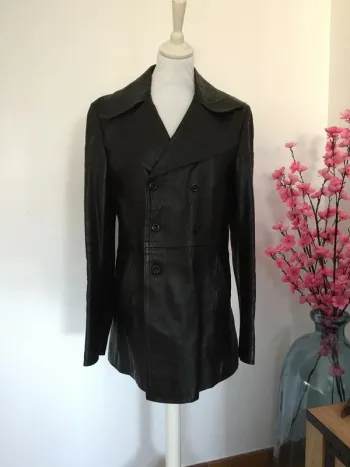 Veste cuir noir taille 42
