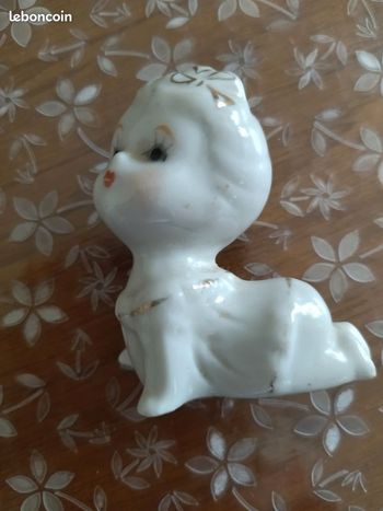 Figurine en porcelaine
