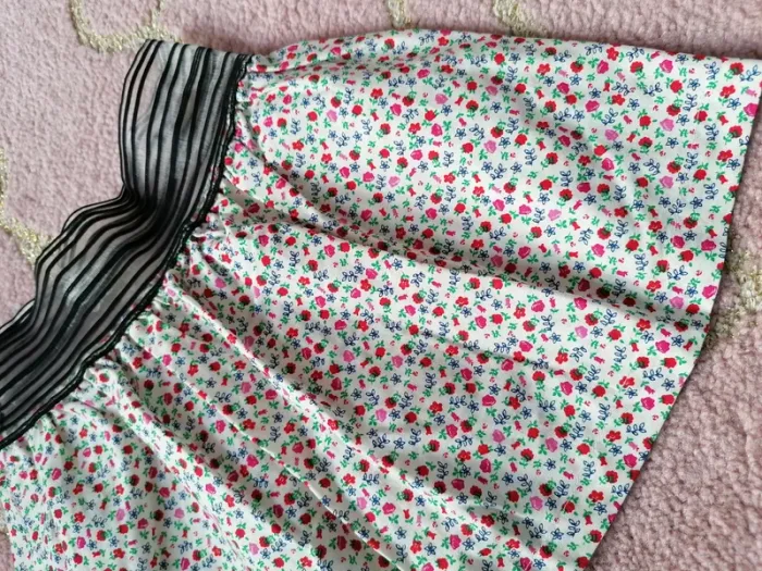 Jupe été fille élastique légère fantaisie fleurs fait main - photo numéro 2