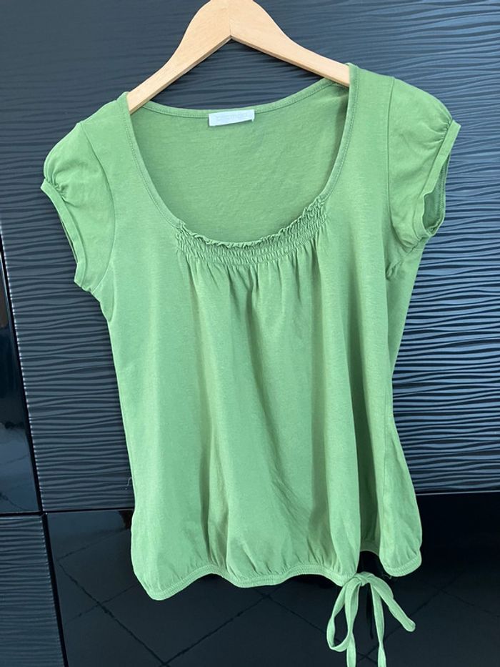 T shirt vert Promod taille 2